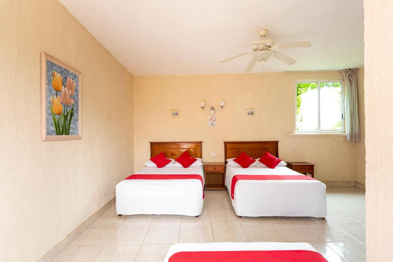 Hotel Casa Regina Felipe Carrillo Puerto Exteriör bild